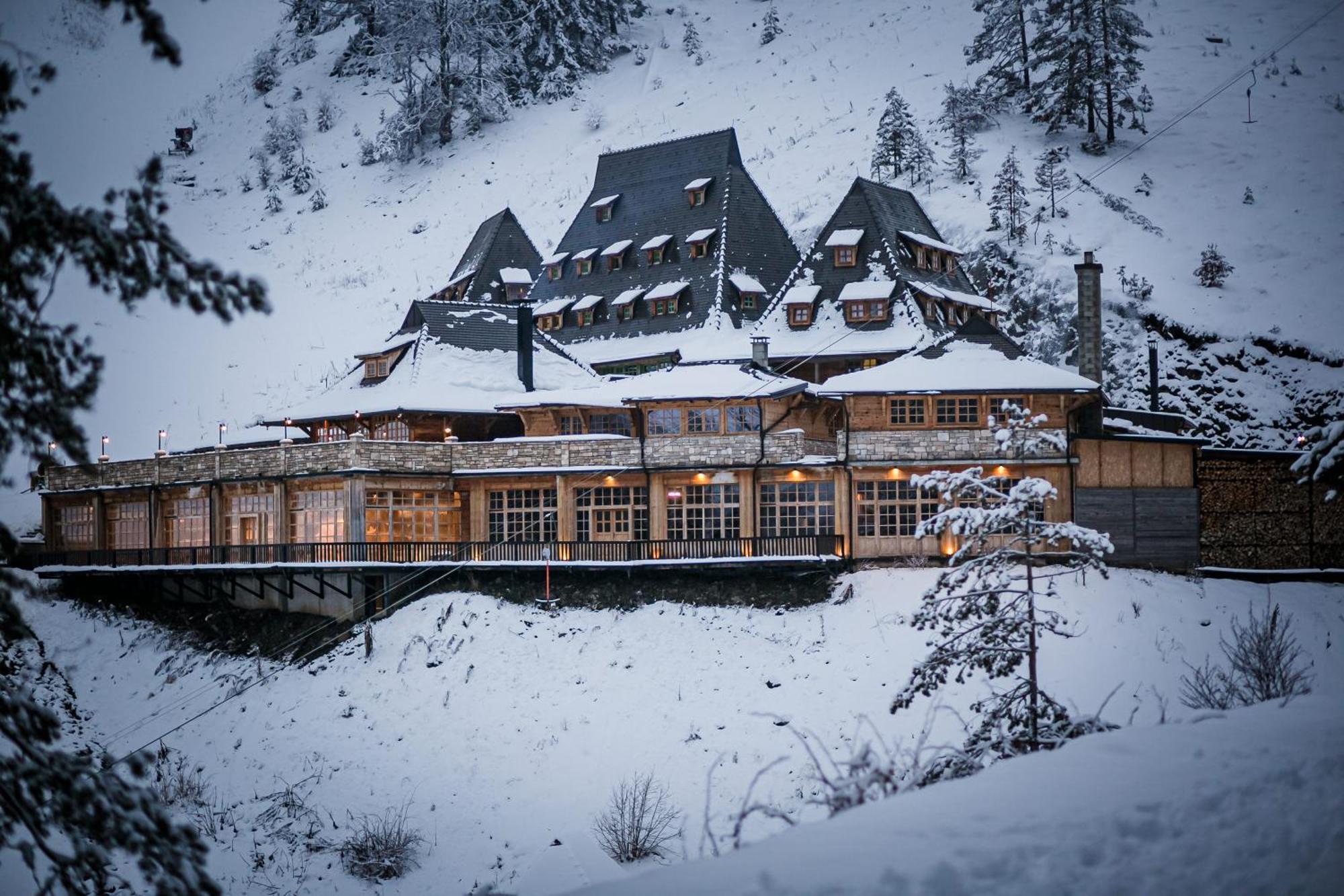 Mecavnik Resort モクラ・ゴラ エクステリア 写真