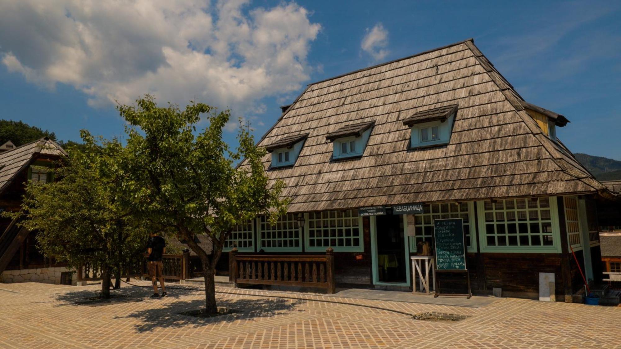 Mecavnik Resort モクラ・ゴラ エクステリア 写真