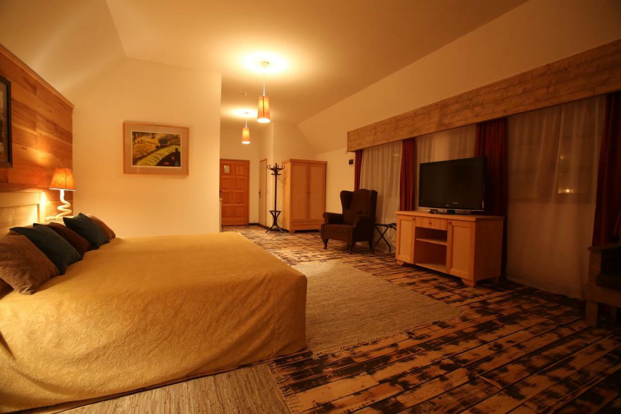 Mecavnik Resort モクラ・ゴラ エクステリア 写真