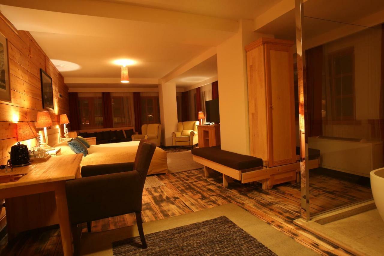 Mecavnik Resort モクラ・ゴラ エクステリア 写真